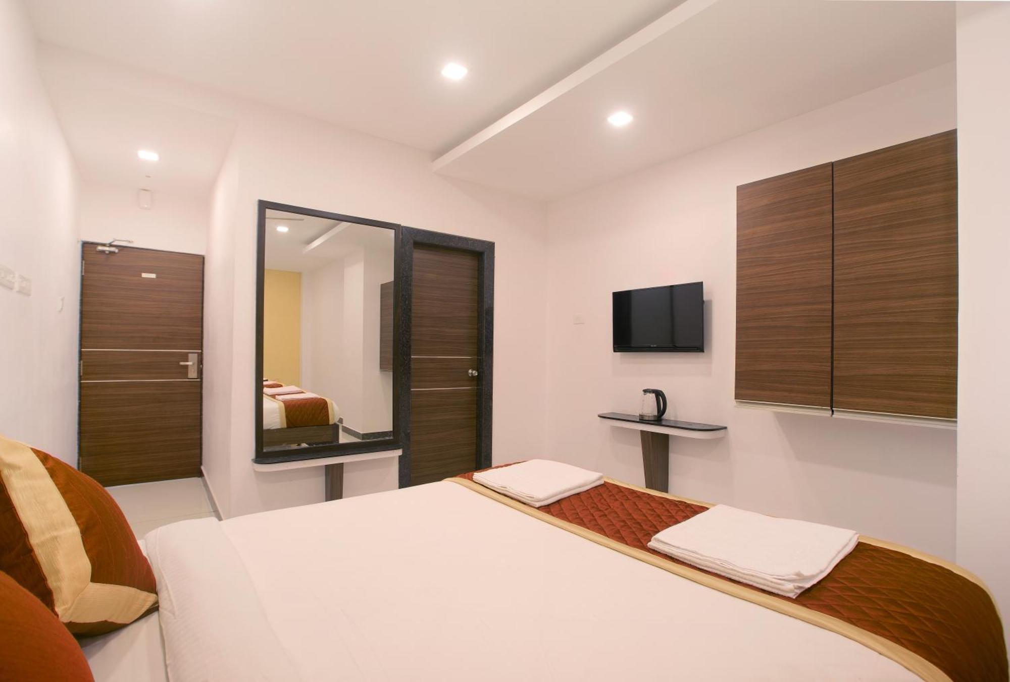 Manjhi Residency Hotel Tiruchirappalli Buitenkant foto